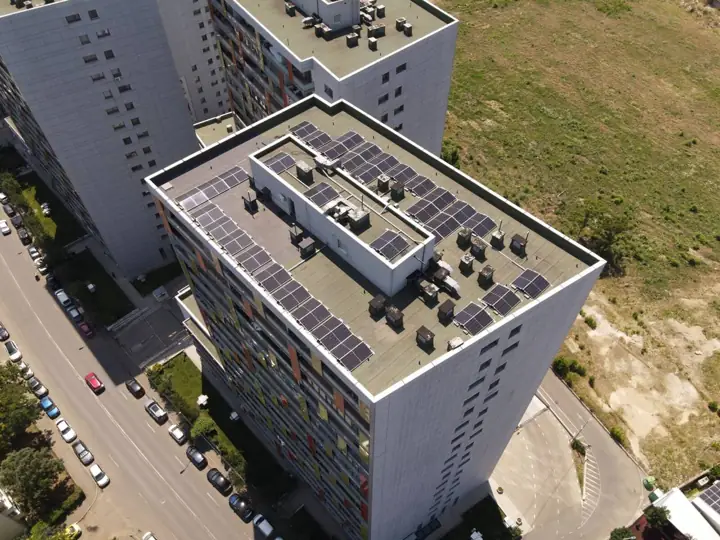 Bloc, 80 kWp – fotografia 4