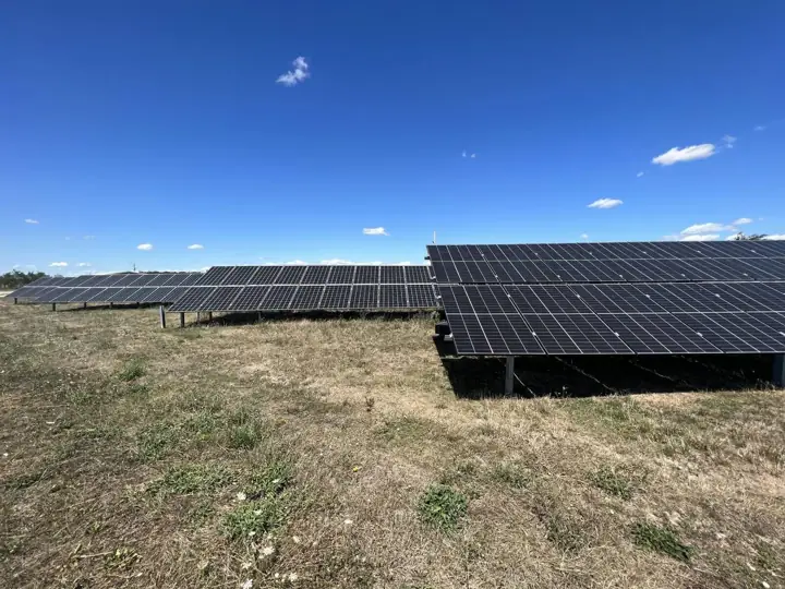 Parc fotovoltaic, Tărtășești – fotografia 2