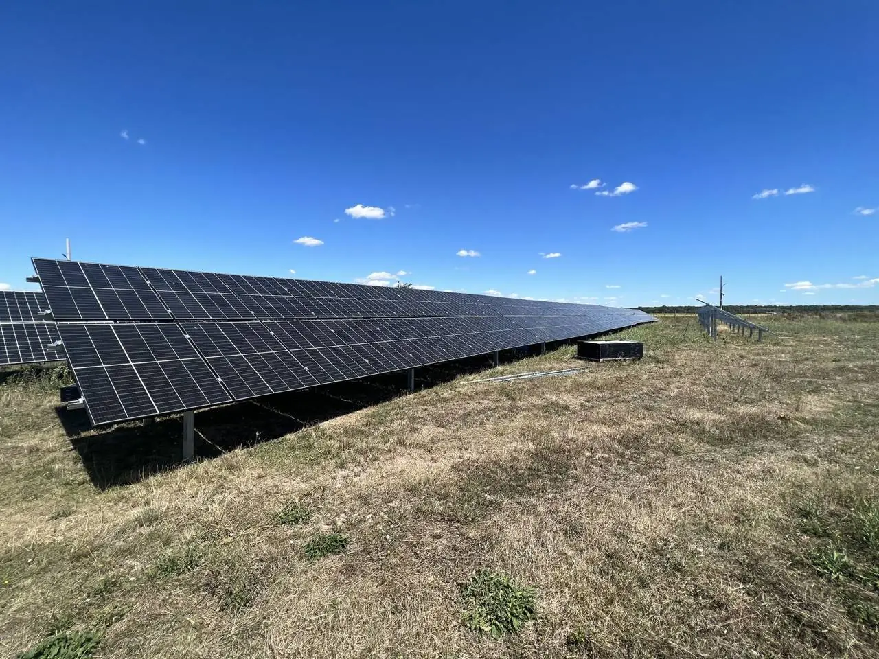 Parc fotovoltaic montat la sol